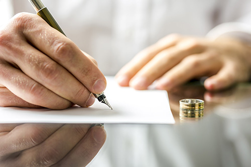 Divorcio unilateral iniciado por una de las partes.